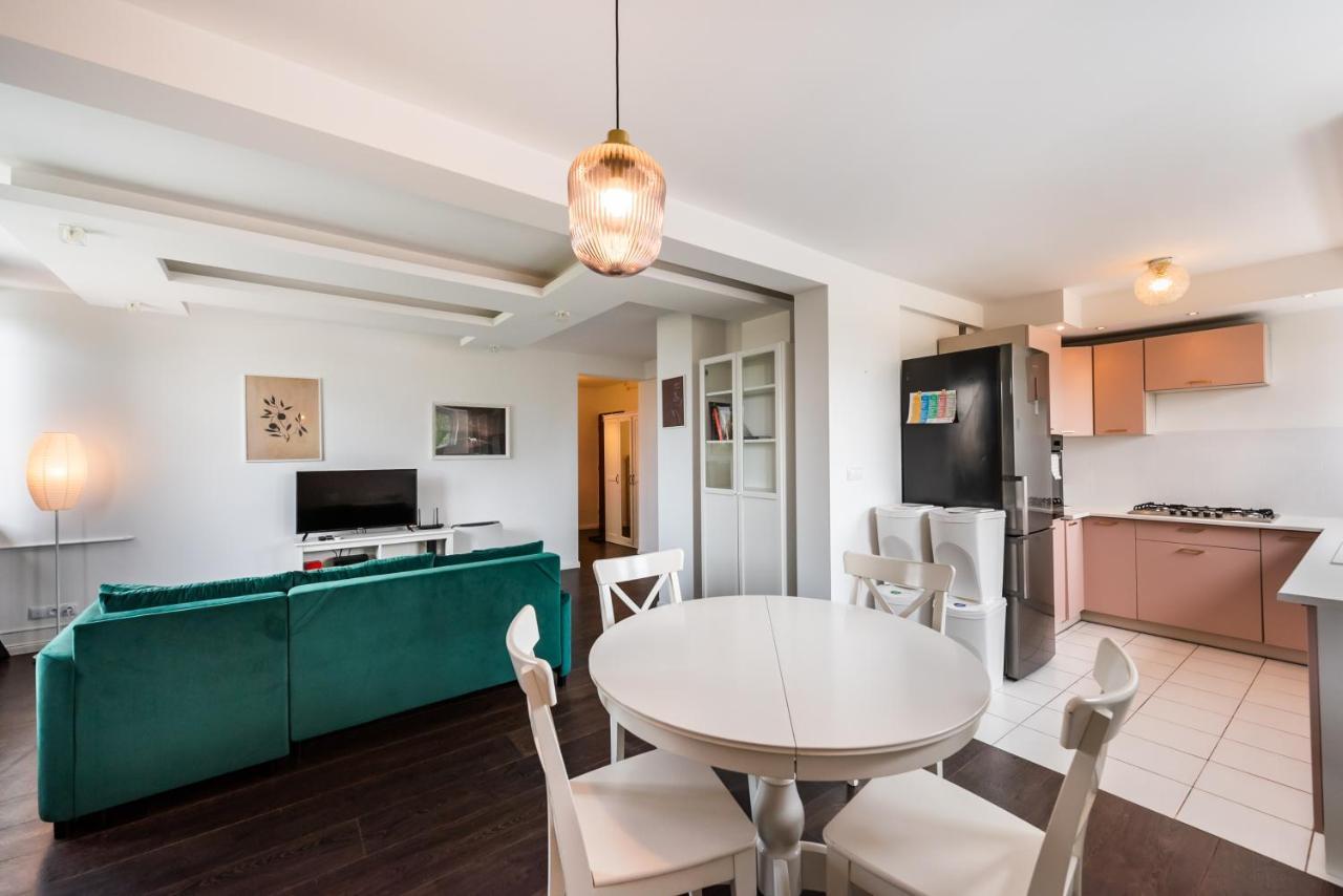 Saska Kepa Green Apartment Варшава Екстериор снимка