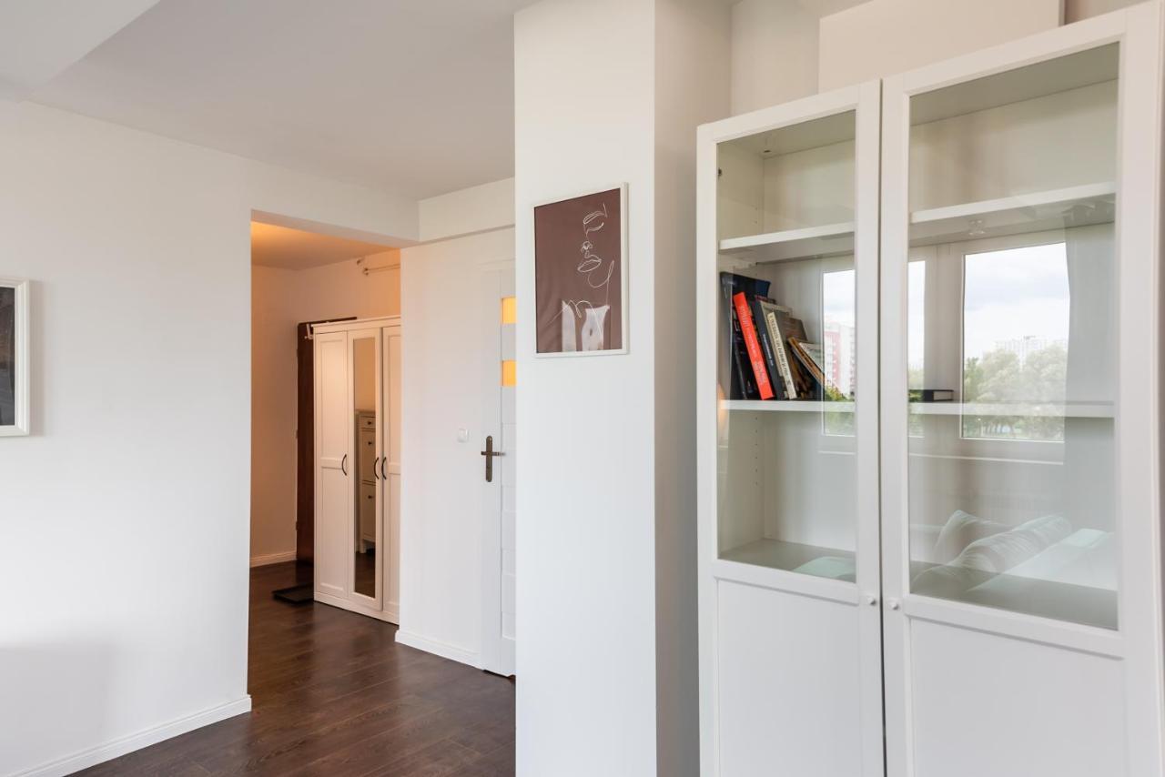 Saska Kepa Green Apartment Варшава Екстериор снимка